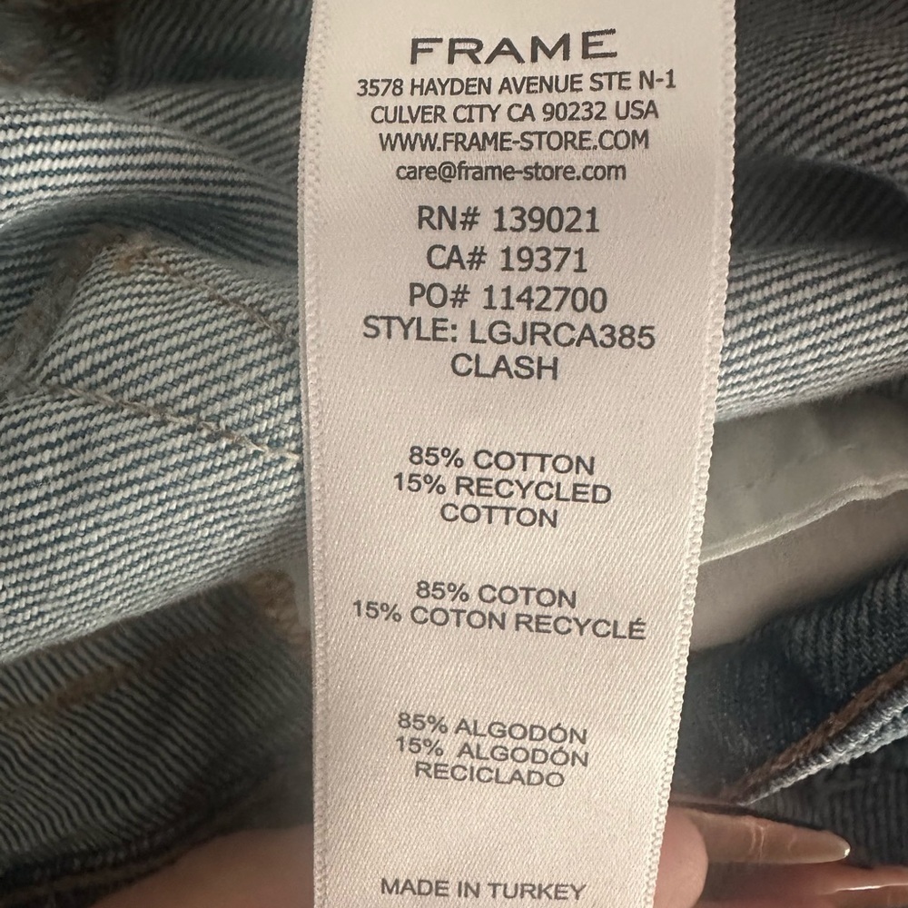 Frame Light Wash Distressed Le Garçon Crop Jeans Size 28 - Picture 3 of 6